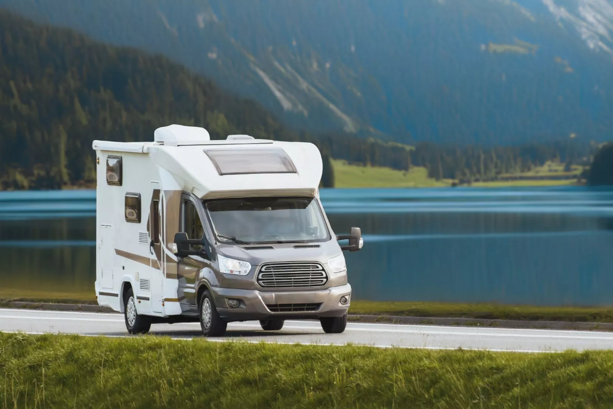 Benefits of Motorhome Hydraulic Levelling